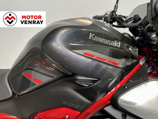 kawasaki - z900