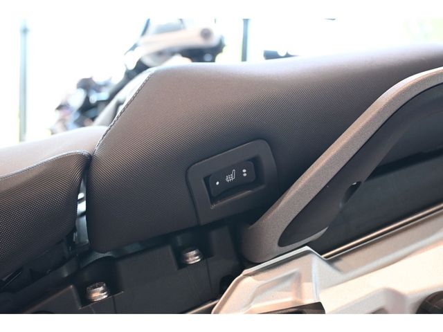 bmw - r-1300-gs-adventure-triple-black