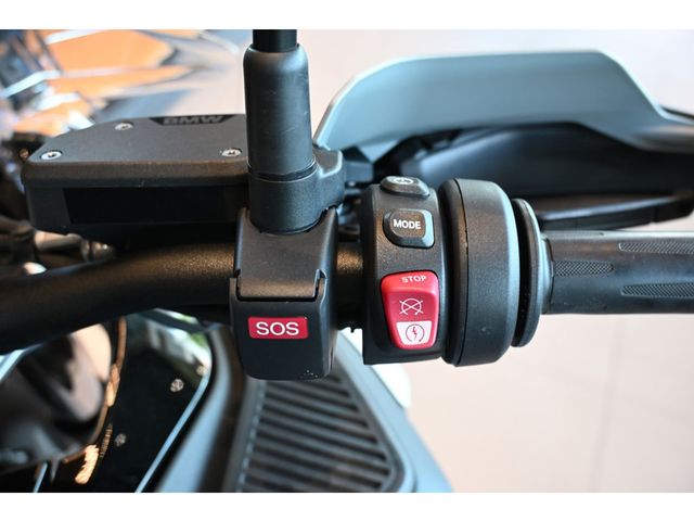 bmw - r-1300-gs-adventure-triple-black