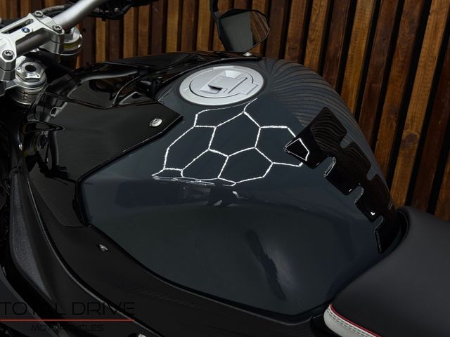 bmw - s-1000-r