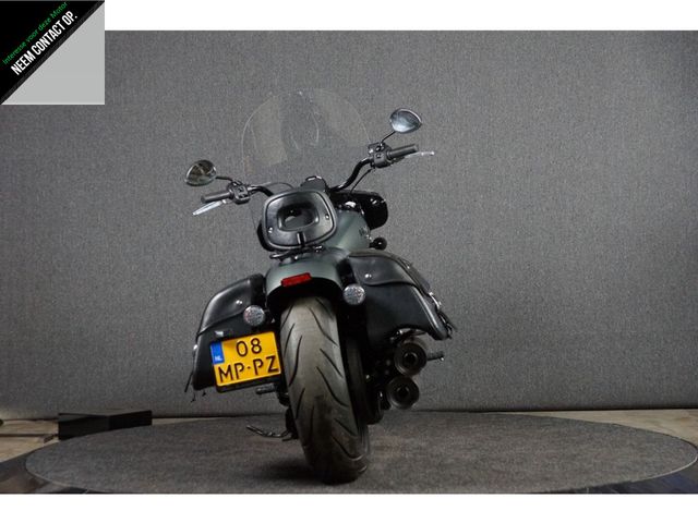 indian - chief-dark-horse