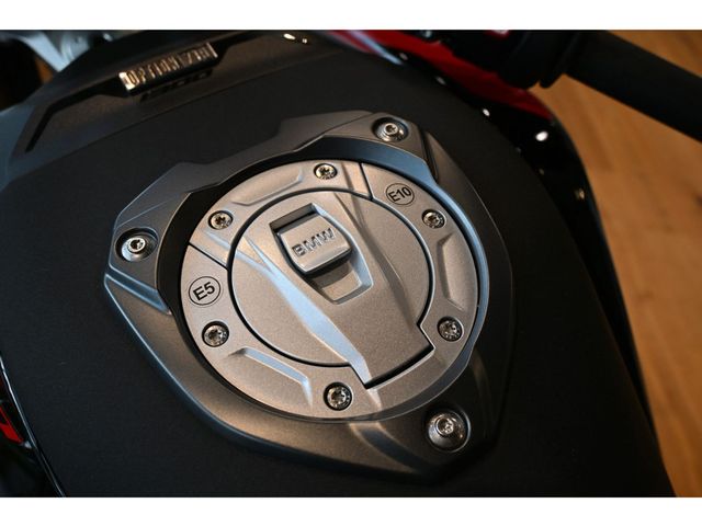 bmw - r-1300-r