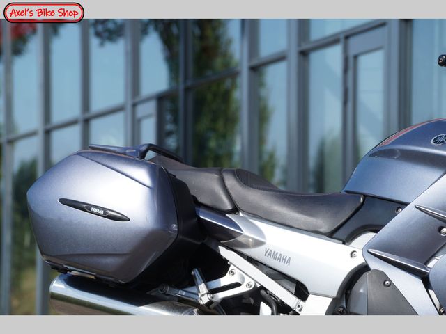 yamaha - fjr-1300