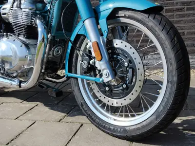 ROYAL ENFIELD CLASSIC 650 – foto 3