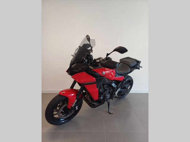 yamaha - tracer-9