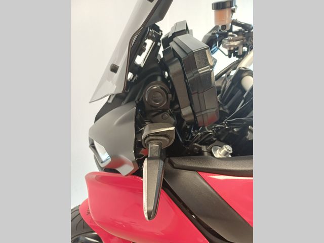 yamaha - tracer-9