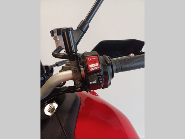 yamaha - tracer-9