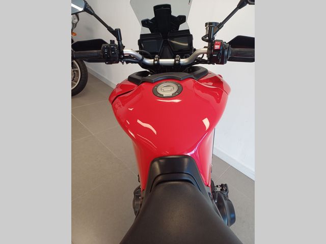 yamaha - tracer-9