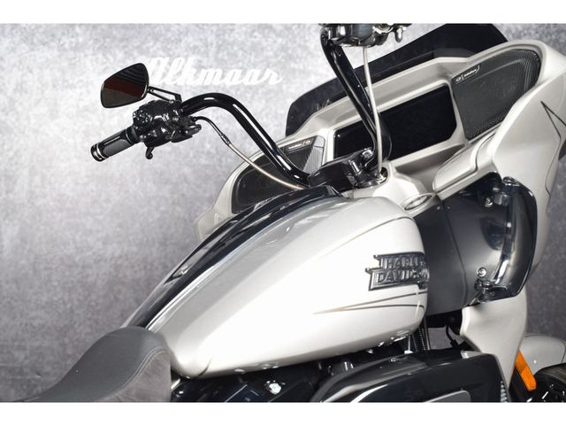harley-davidson - road-glide-cvo-fltrxse
