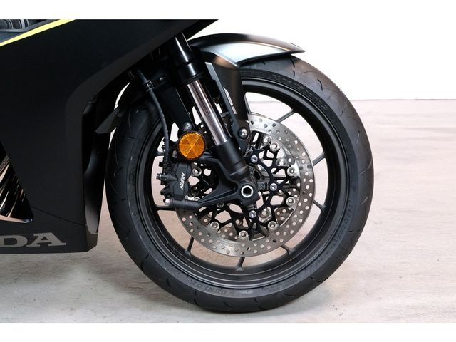 honda - cbr-650-r