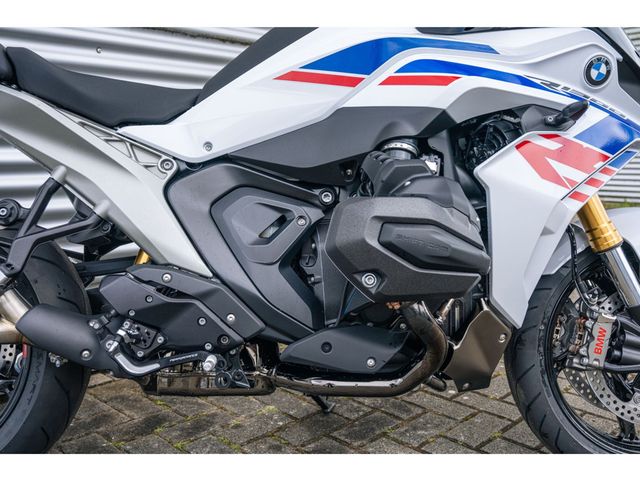 bmw - r-1300-rs