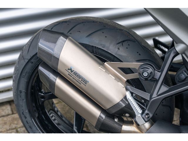 bmw - r-1300-rs