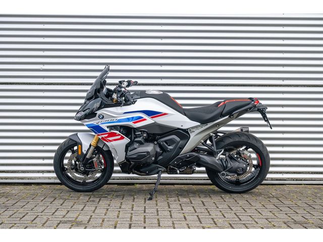 bmw - r-1300-rs