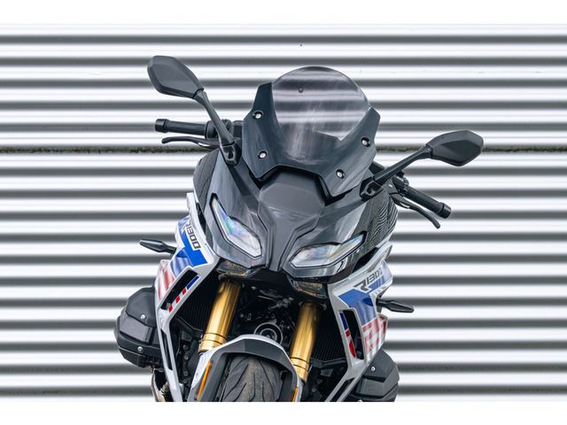 bmw - r-1300-rs