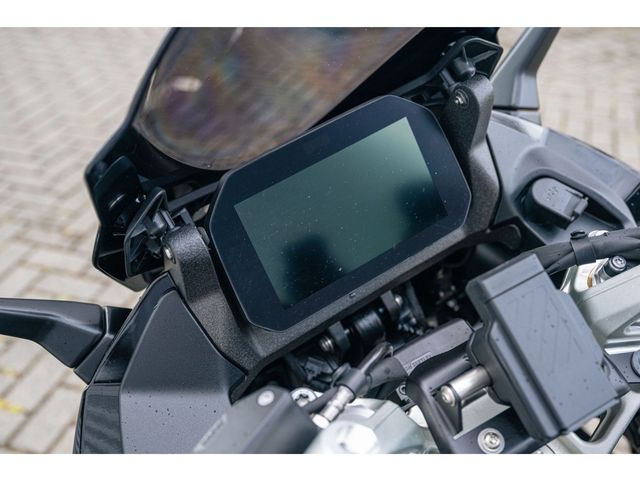 bmw - r-1300-rs