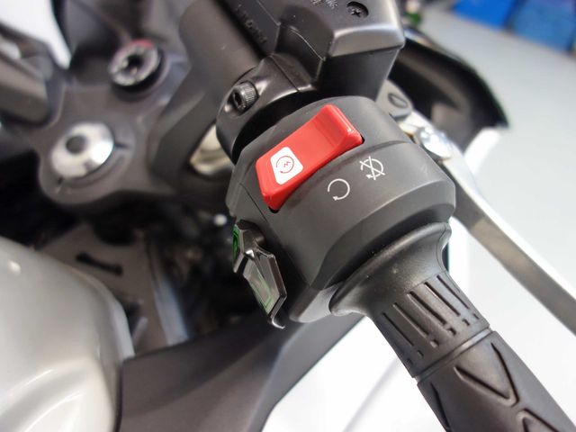 kawasaki - ninja-7-hybrid