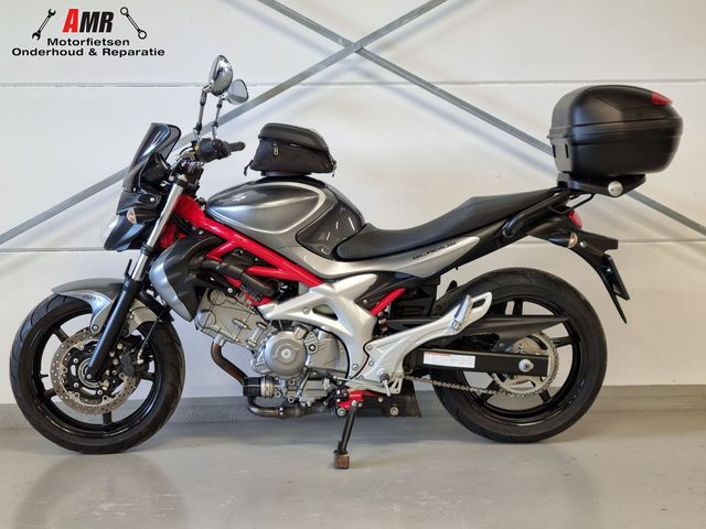 suzuki - sfv-650-gladius