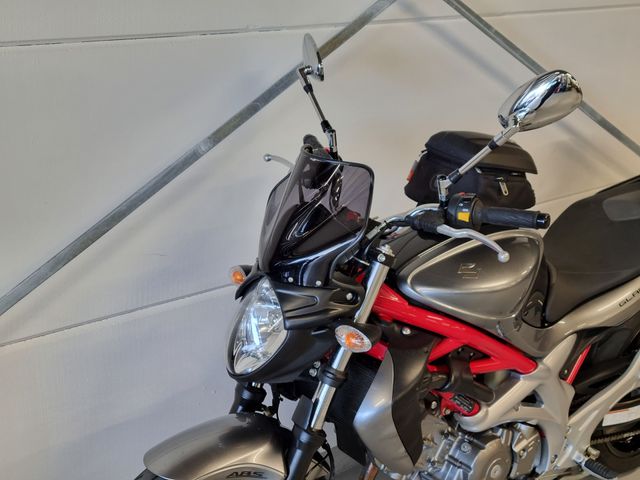 suzuki - sfv-650-gladius