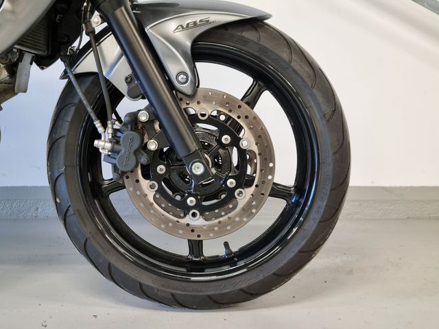 suzuki - sfv-650-gladius