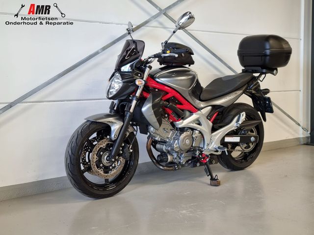 suzuki - sfv-650-gladius