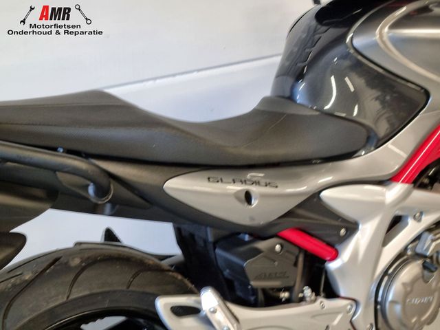 suzuki - sfv-650-gladius