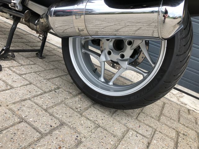 bmw - r-1200-rt-abs