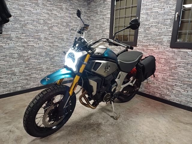 cfmoto - 700-cl-x-adventure