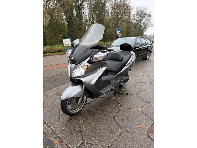 suzuki - burgman-650-a-executive