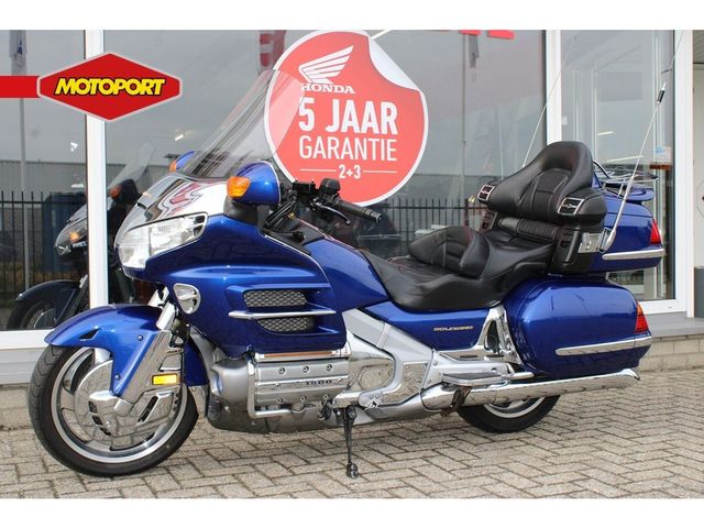 honda - gl-1800-goldwing