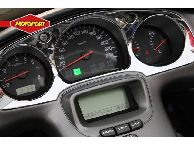 honda - gl-1800-goldwing