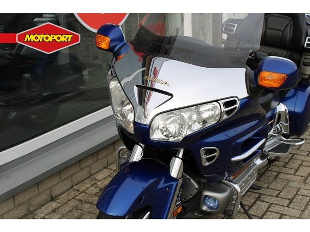 honda - gl-1800-goldwing