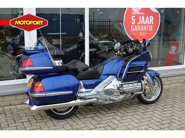 honda - gl-1800-goldwing