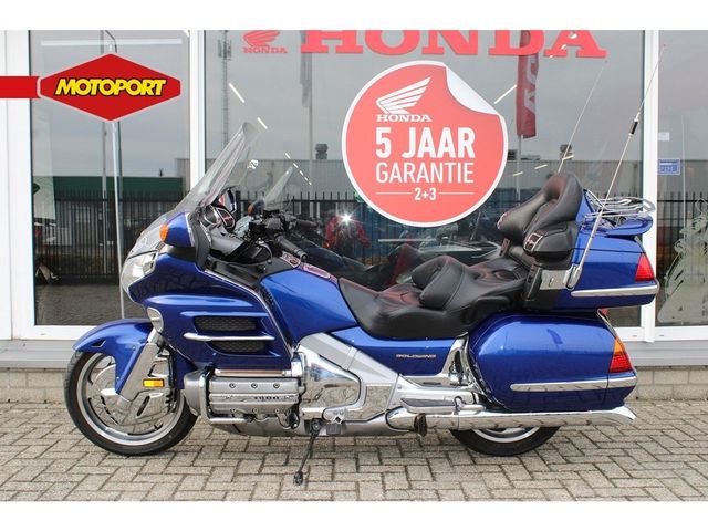 honda - gl-1800-goldwing