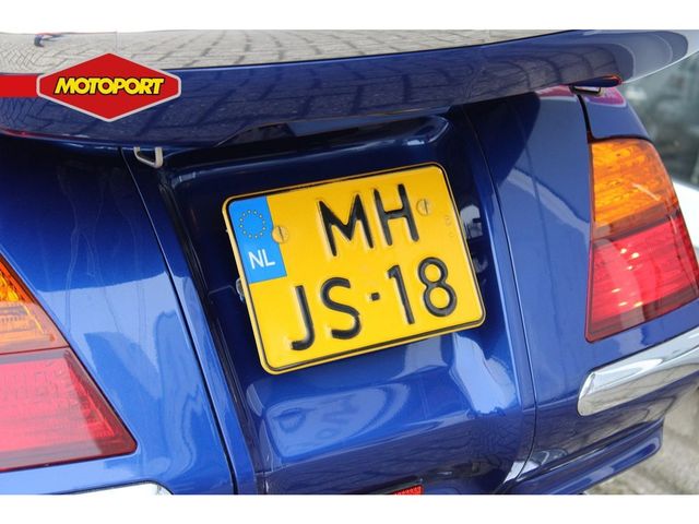 honda - gl-1800-goldwing