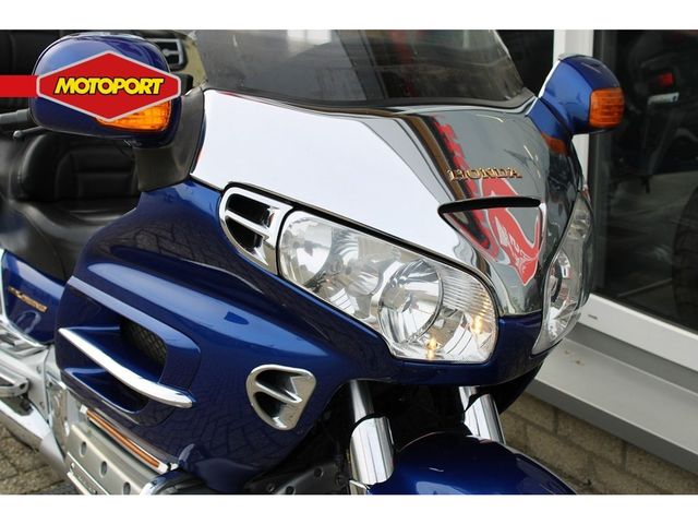 honda - gl-1800-goldwing