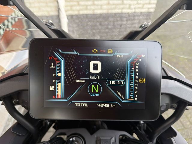 QJMOTOR - srt-900-sx-touring