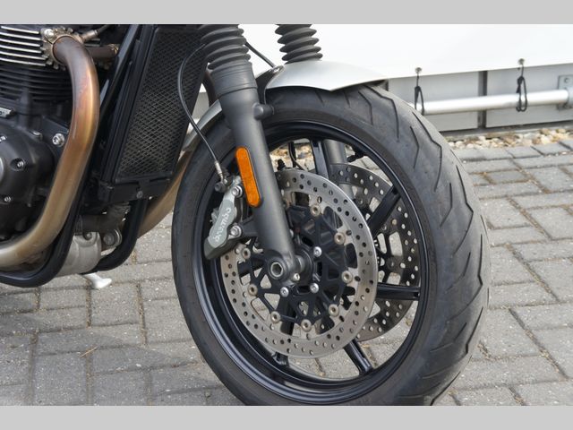 triumph - speed-twin-1200