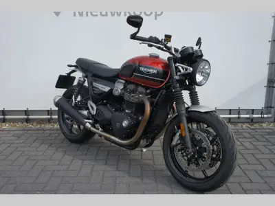 TRIUMPH SPEED TWIN 1200 – foto 3