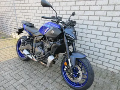 YAMAHA MT 07 Y-AMT – foto 2