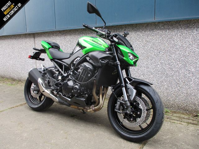 kawasaki - z900