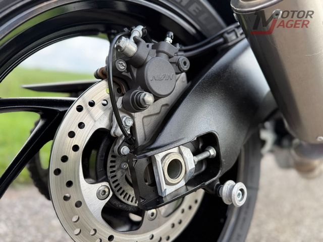 suzuki - gsx-s-1000-abs