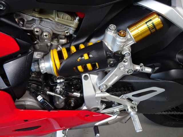 ducati - 1299-panigale