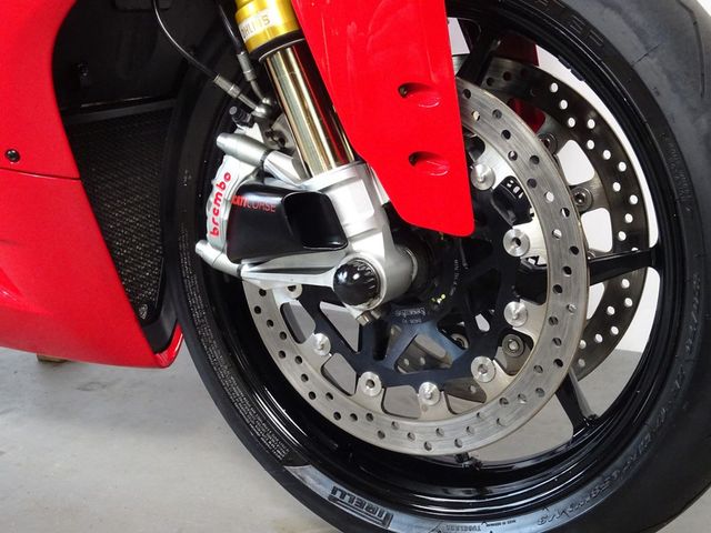 ducati - 1299-panigale