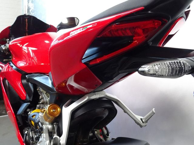 ducati - 1299-panigale