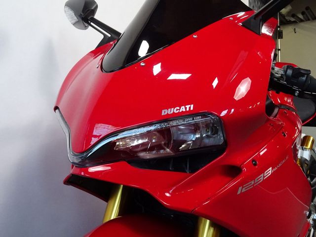 ducati - 1299-panigale
