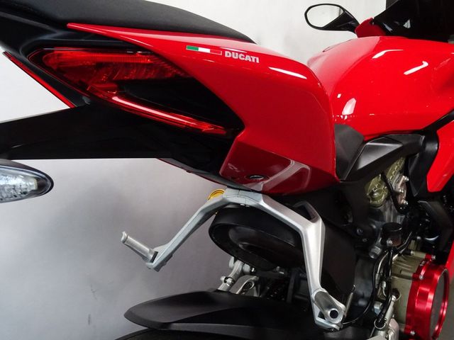 ducati - 1299-panigale