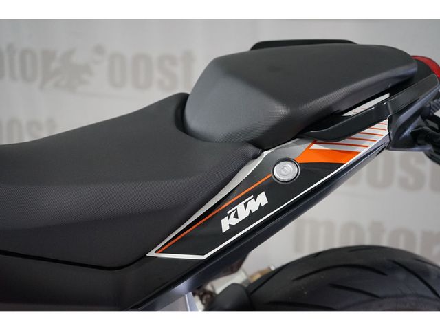 ktm - 390-duke
