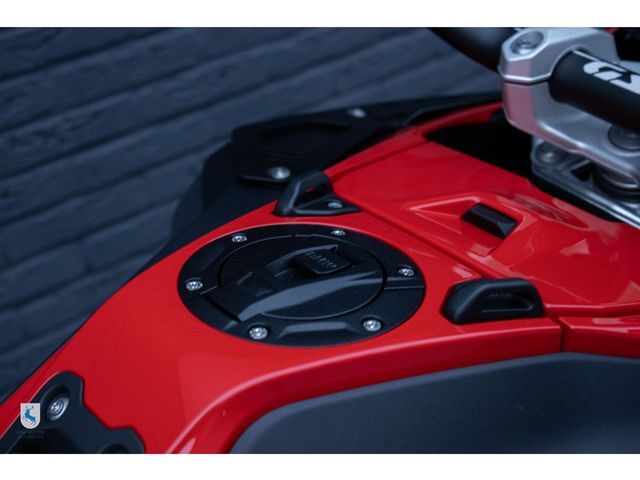 bmw - r-1300-gs-adventure