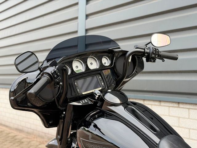 harley-davidson - street-glide-special-flhxs