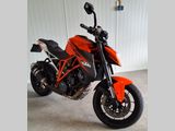 KTM 1290 SUPER DUKE R